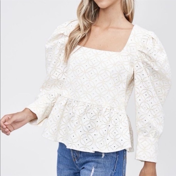 En Saison Alice Cream Eyelet Blouse with Puff Sleeves - Picture 1 of 8